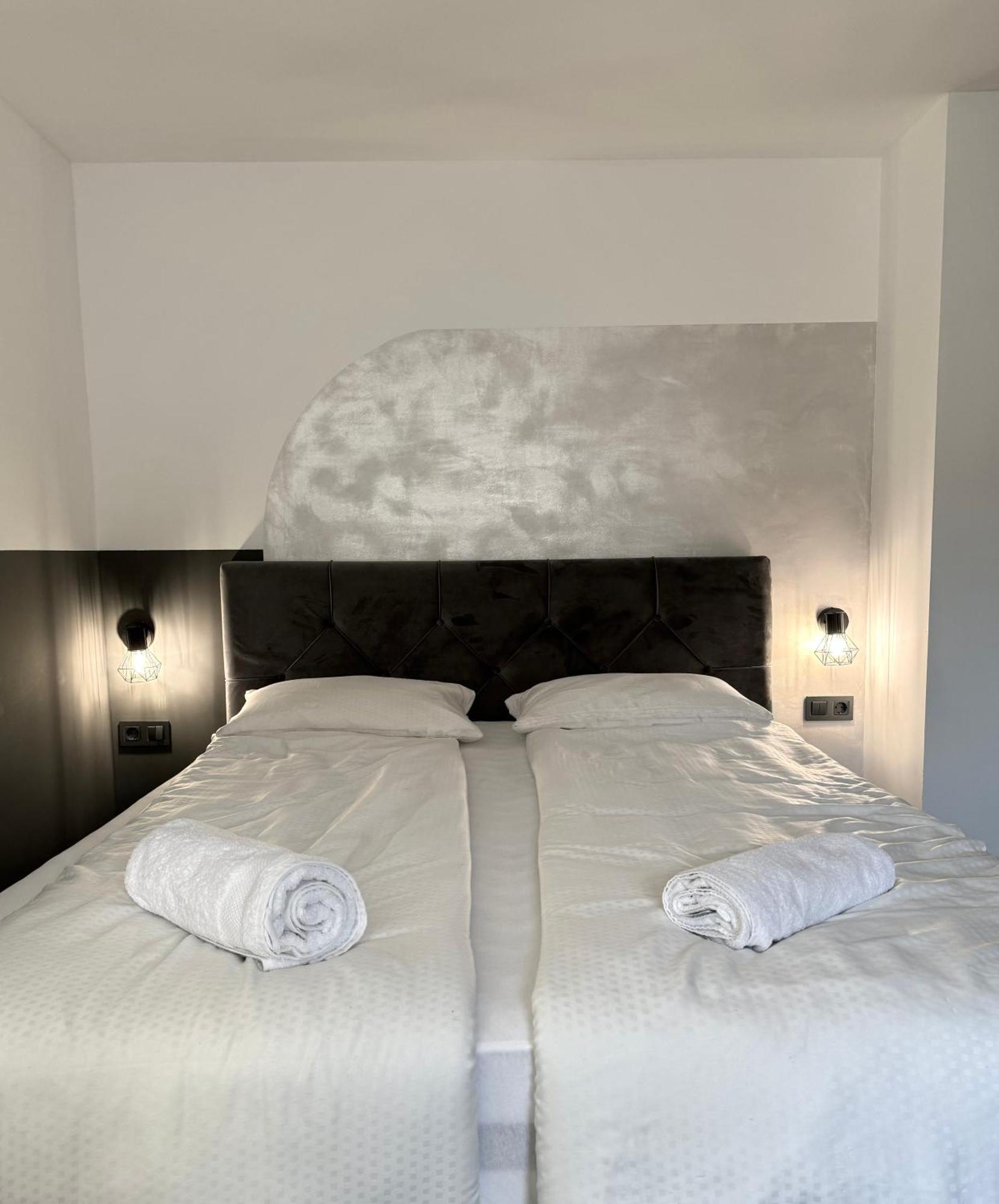 L&L Rooms Maribor Extérieur photo
