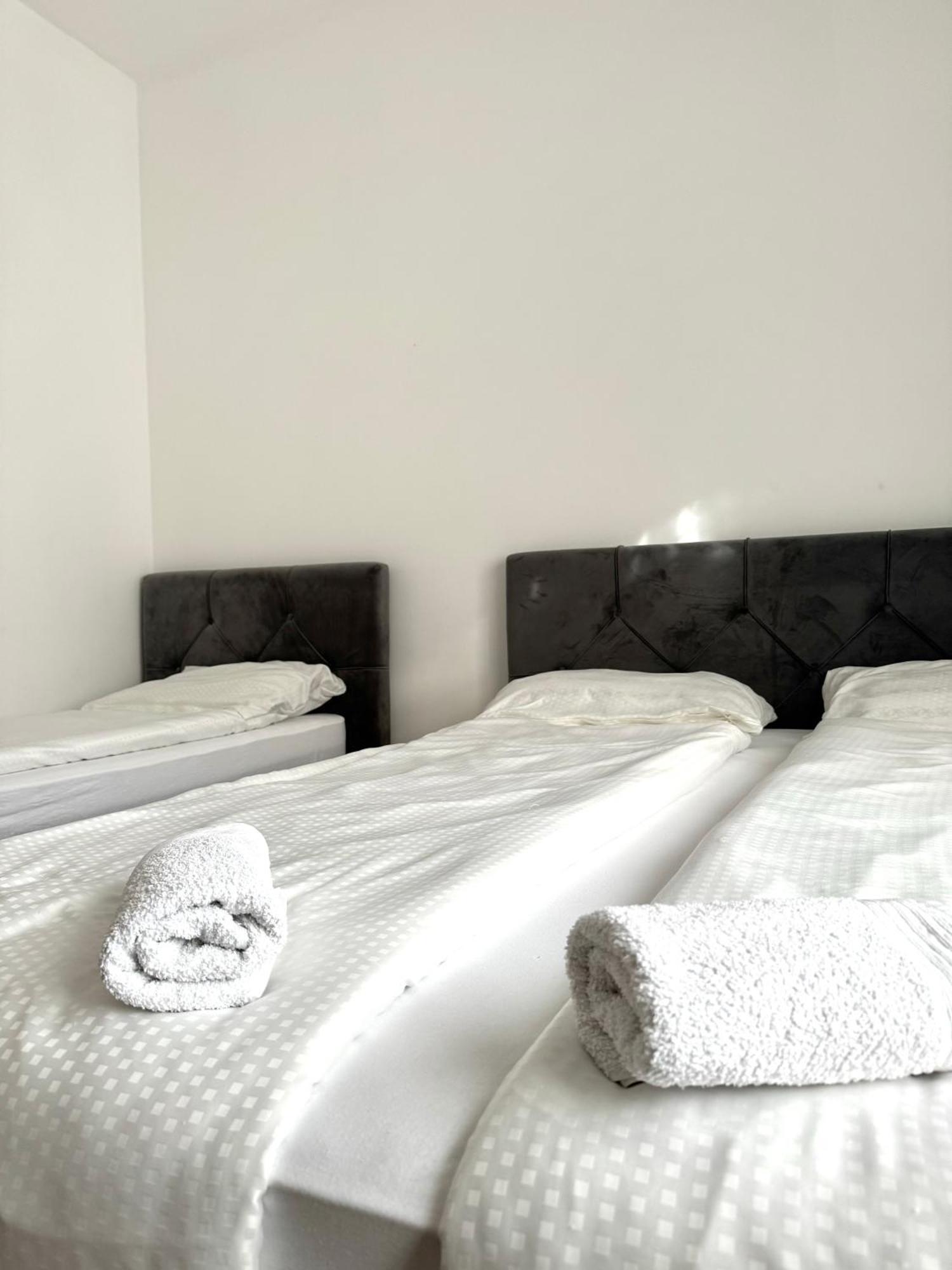 L&L Rooms Maribor Extérieur photo