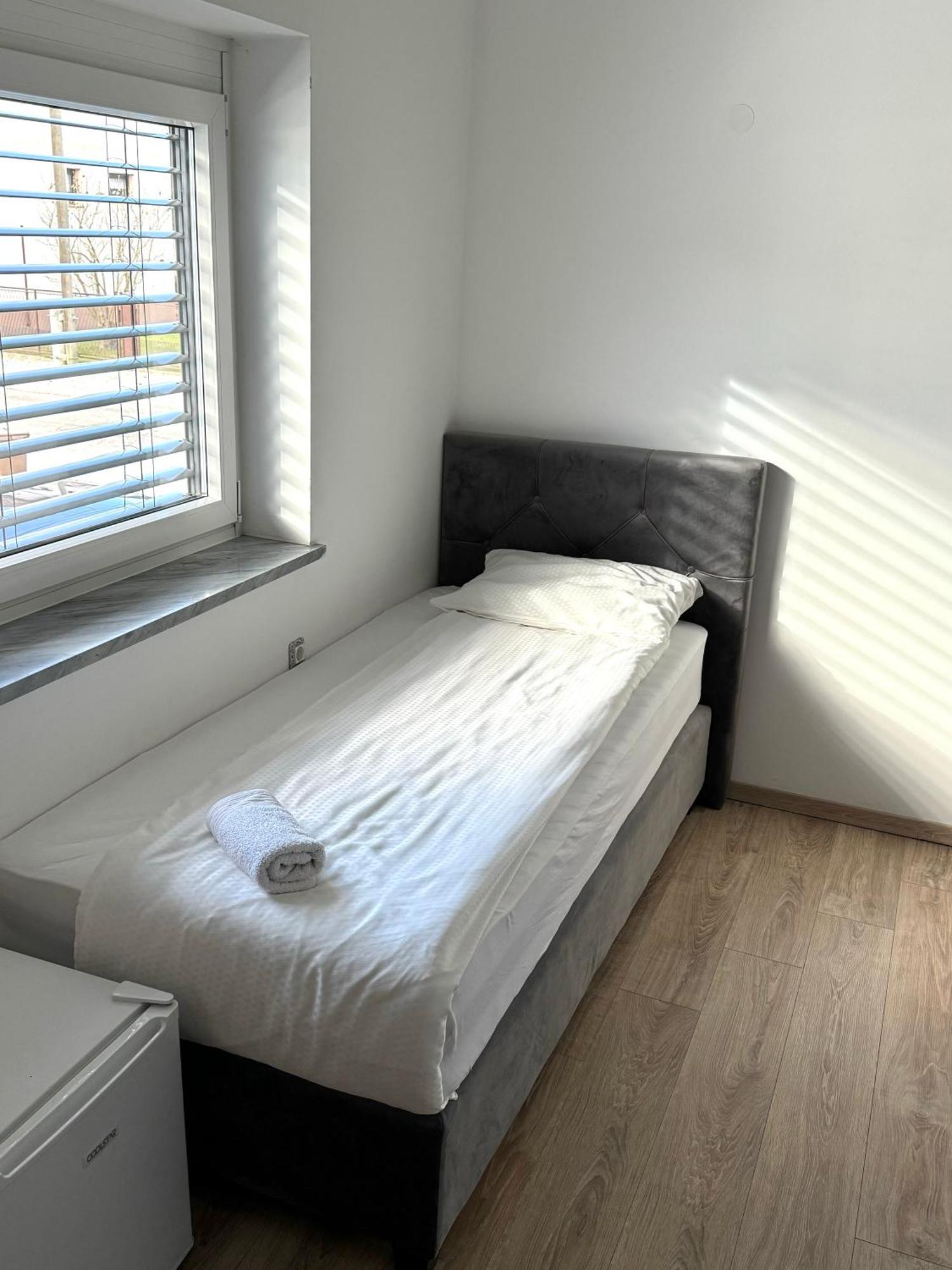 L&L Rooms Maribor Extérieur photo